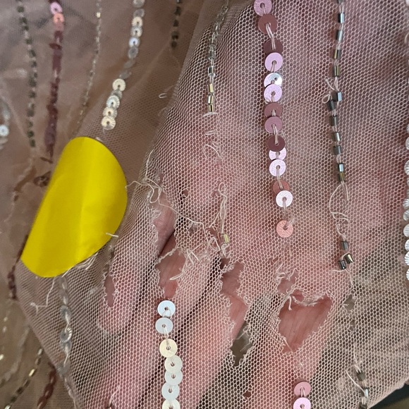 Mac Douggal Sequin Flutter-Sleeve Gown Women’s Rose Sz8  *FLAW* #001 - Picture 14 of 16